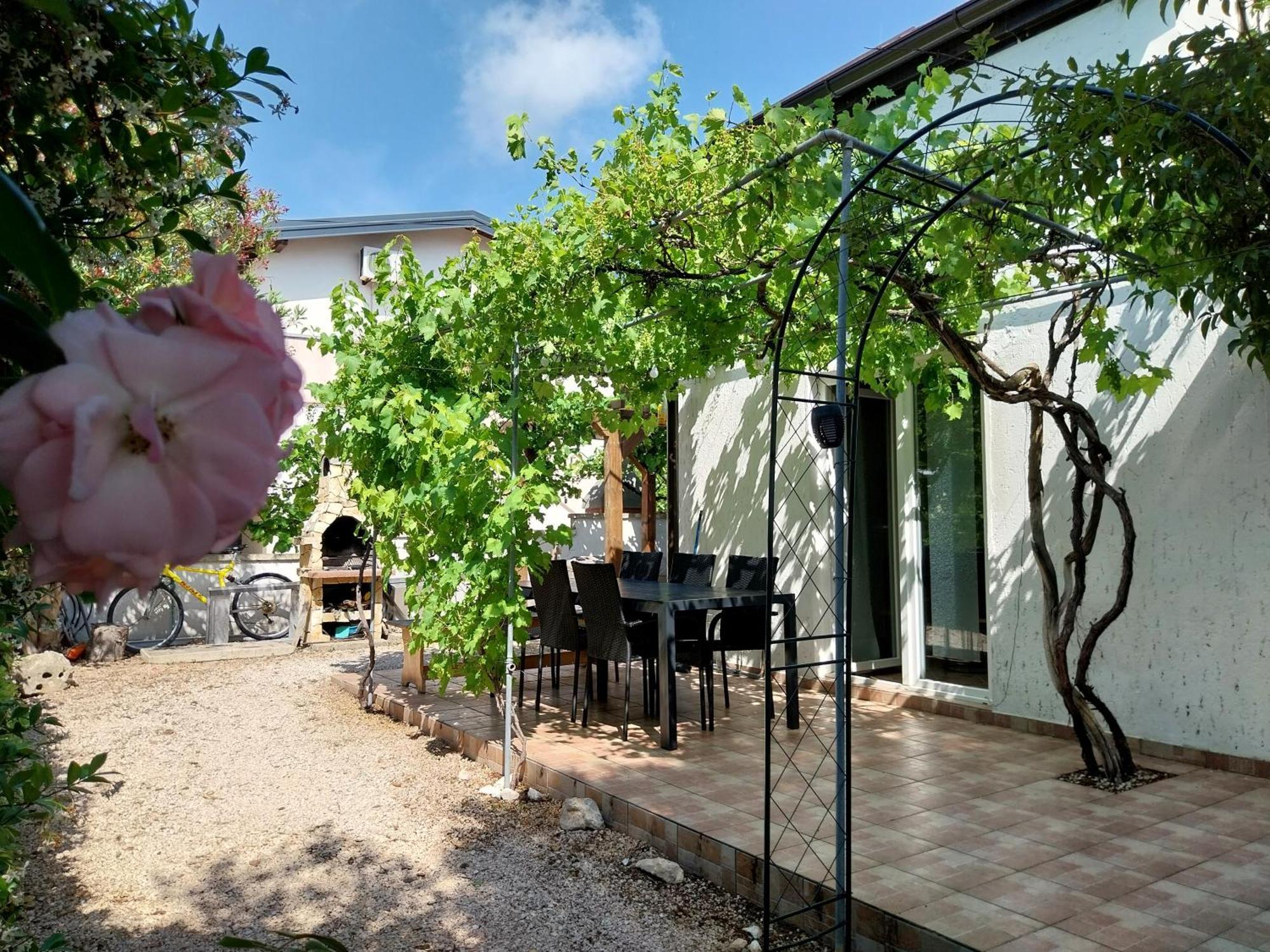 Apartments Filip & Nina 维尔 外观 照片